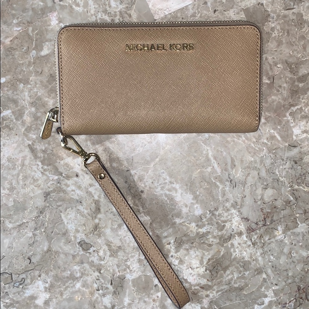 Michael Kors wallet